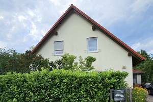 Hauptstadtmakler-Energieeffizientes Haus mit Anbau in Top-Lage – Die vollständige Adresse der Immobilie erhältst du vom Anbieter., 12621 Kaulsdorf, Berlin – Vorschaubild 2