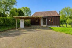Charmantes Einfamilienhaus mit großem Garten - Möbliert – Die vollständige Adresse der Immobilie erhältst du vom Anbieter., 24407 Rabenkirchen-Faulück – Vorschaubild 1