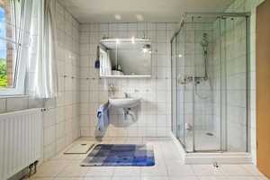 Charmantes EFH mit großer Südwest-Terrasse und idyllischem Grundstück * Garage und Carport – Saalekreis – Vorschaubild 11