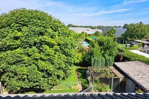 - Für Gartenliebhaber -
Freistehendes Zweifamilienhaus auf großem Grundstück – Die vollständige Adresse der Immobilie erhältst du vom Anbieter., 47445 Genend, Moers – Vorschaubild 4