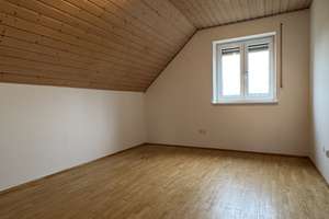Familienfreundliches Haus mit großem Garten! – Die vollständige Adresse der Immobilie erhältst du vom Anbieter., 93173 Wenzenbach – Vorschaubild 15