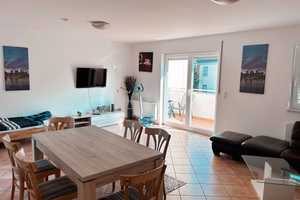 Schöne Alternative zum Einfamilienhaus-Tolle 3 ZKB mit Balkon, Garten und Doppelgarage – Kirchhofsweg 12, 56170 Mayen-Koblenz (Kreis) – Vorschaubild 3