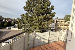 Vollständig renovierte 2-Zimmer-Wohnung mit Südbalkon tollem Ausblick direkt am See in Stuttgart – Die vollständige Adresse der Immobilie erhältst du vom Anbieter., 70378 Hofen, Stuttgart – Vorschaubild 9