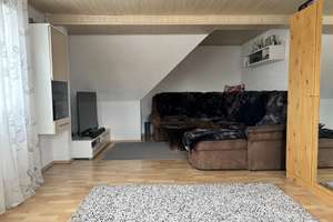 Gepflegte 2,5-Zimmer-Dachgeschosswohnung mit ausgebauter Dachbühne und Stellplatz in HN-Böckingen – Grünewaldstr. 9, 74080 Böckingen, Heilbronn – Vorschaubild 3