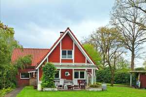 PROVISIONSFREI! Einfamilienhaus inkl. Einliegerwohnung in ruhiger Lage von Quickborn-Holmmoor! – Pinneberg (Kreis) – Vorschaubild 1
