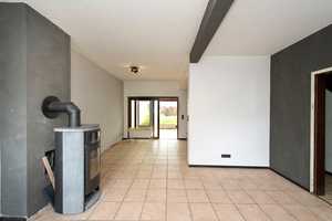 Oslebshausen - Reihenmittelhaus (mit Renovierungsbedarf) und Garage – Bremen – Vorschaubild 4