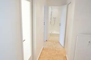 Schöne neu sanierte 2-Zimmerwohnung, Innenstadt nähe Allerheiligentor – 60311 Innenstadt, Frankfurt am Main – Vorschaubild 5