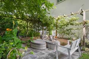 Elegantes Leben inmitten traumhafter Gartenlandschaft – Märkisch-Oderland (Kreis) – Vorschaubild 3