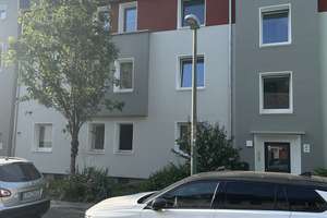 Schöne 2-Zimmer-Wohnung mit Balkon steht in Bergeborbeck zur Vermietung frei – Oskar-Pannen-Str. 8, 45355 Bergeborbeck, Essen – Vorschaubild 2