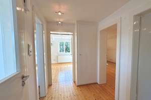 EIN ZUHAUSE MIT SEELE, DIREKT AM MAIN - Einzigartiges Einfamilienhaus mit Garten und Garage – 60386 Fechenheim, Frankfurt am Main – Vorschaubild 12