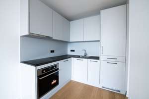 Luxus-Studio-Apartment in Ku'damm-Nähe mit Einbauküche, Balkon und Concierge-Service - Bezugsfrei! – Eisenzahnstraße 14, 10709 Wilmersdorf, Berlin – Vorschaubild 8