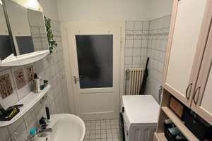 Helle möblierte 1-Zimmer-Altbauwohnung in Toplage Altstadt/Sanderau – Landwehrstraße 17, 97070 Altstadt, Würzburg – Vorschaubild 9