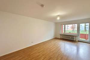 Großzügige 3-Zimmer-Wohnung mit Balkon in München – Plettstraße 59, 81735 Neuperlach, München – Vorschaubild 3