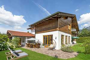 Das Landhaus für die Familie! Rarität: Zweifamilienvilla mit zus. Appartement, Kachelofen & Wellness – Garmisch-Partenkirchen (Kreis) – Vorschaubild 39