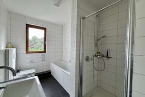 Stilvolle 2-Zimmer-Wohnung in zentraler Bestlage – Die vollständige Adresse der Immobilie erhältst du vom Anbieter., 72762 Reutlingen-Mitte, Reutlingen – Vorschaubild 2