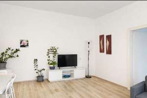 Schöne und helle möblierte 2-Zimmer-Wohnung in Duisburg-Beeck – Karl Albert Str 20, 47139 Beeck, Duisburg – Vorschaubild 2