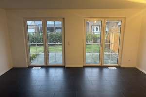 ***MODERNE DOPPELHAUSHÄLFTE IN SEEVETAL-LINDHORST ZU VERKAUFEN*** – Mühlenbogen 18 a, 21218 Seevetal – Vorschaubild 3