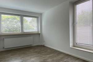 Moderne Doppelhaushälfte mit großem Garten, Pool und Doppelgarage – Die vollständige Adresse der Immobilie erhältst du vom Anbieter., 81477 Solln, München – Vorschaubild 13