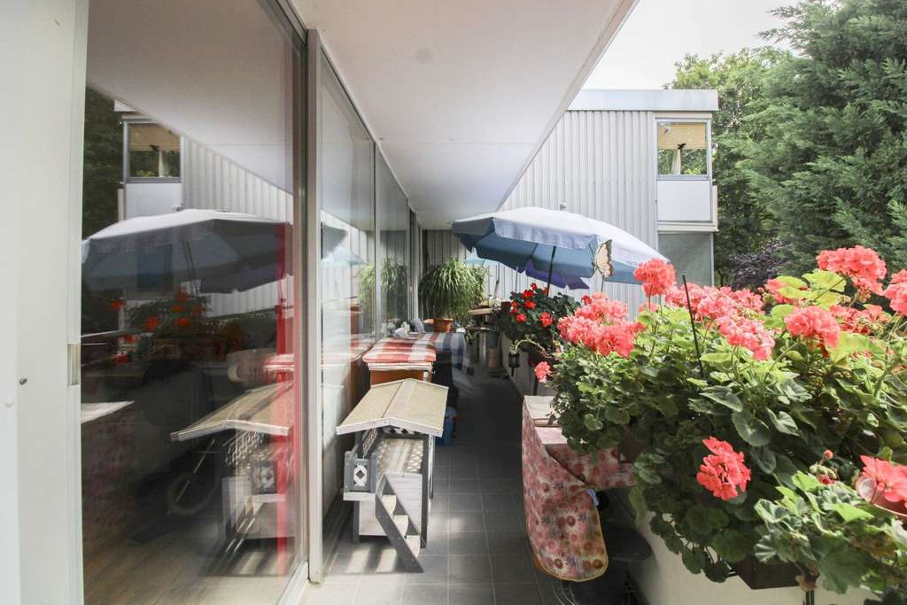 Ideale Gelegenheit: 4-Zimmer-Eigentumswohnung mit Küche, Balkon und TG-Stellplatz in Kerpen-Türnich