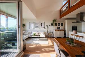 Stilvolle Atelier-Wohnung im 22. Stock mit Weitblick in Stuttgart-Asemwald (provisionsfrei)