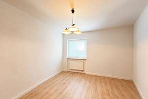 90 m² zum Wohlfühlen – Gut geschnittene 4-Zimmer-Wohnung mit Balkon – Die vollständige Adresse der Immobilie erhältst du vom Anbieter., 51065 Buchheim, Köln – Vorschaubild 4