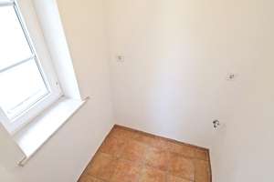 Helle und sanierte  3-RW im EG* moderne EBK* Süd-Ost-Balkon* Tageslichtbad mit Wanne* AK* zentral* – Försterlingstraße 3, 1259 Großzschachwitz, Dresden – Vorschaubild 16