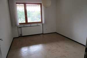 Wohnen auf einer Ebene! Einfamilienhaus am Ortsrand im Bungalowstil – Breslauer Str. 35, 91217 Nürnberger Land (Kreis) – Vorschaubild 8