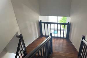 Wohnen mit besonderem Charme – 4-Raum-Maisonette in historischer Villa – Eisenacher Str. 3, 8525 Syratal, Plauen – Vorschaubild 2