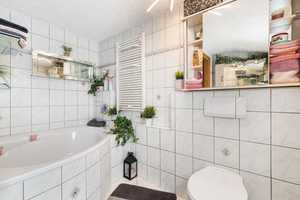 Modernisierte Doppelhaushälfte mit Wintergarten – Stuttgart – Vorschaubild 9