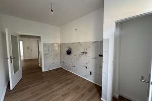 Frisch sanierte 3-Zimmer-Wohnung mit Balkon, Aufzug und Keller in Düsseldorf – Kirchfeldstraße 144, 40215 Friedrichstadt, Düsseldorf – Vorschaubild 7