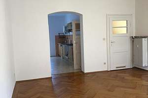 2,5-Zimmer-Altbauwohnung mit Balkon in Untergiesing, Denkmalschutz – Cannabichstr. 9, 81543 Untergiesing, München – Vorschaubild 2