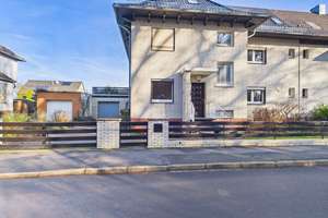 Generationenwohnen oder Renditeobjekt - Haus mit zwei Wohneinheiten, Terrasse & Gartenidylle – Die vollständige Adresse der Immobilie erhältst du vom Anbieter., 31319 Sehnde – Vorschaubild 1