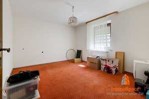 IMMOSPACE *** GROßZÜGIGES EIN-  BZW ZWEIFAMILIENHAUS MIT GARTEN, XXL-GARAGEN UND STADELBEREICH *** – Augsburg (Kreis) – Vorschaubild 15