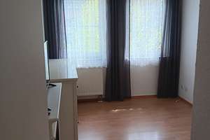 Drei-Raum-Wohnung mit Terrasse und Garten in idyllischer Lage von Mönchengladbach -Odenkirchen – Die vollständige Adresse der Immobilie erhältst du vom Anbieter., 41199 Odenkirchen-Mitte, Mönchengladbach – Vorschaubild 8