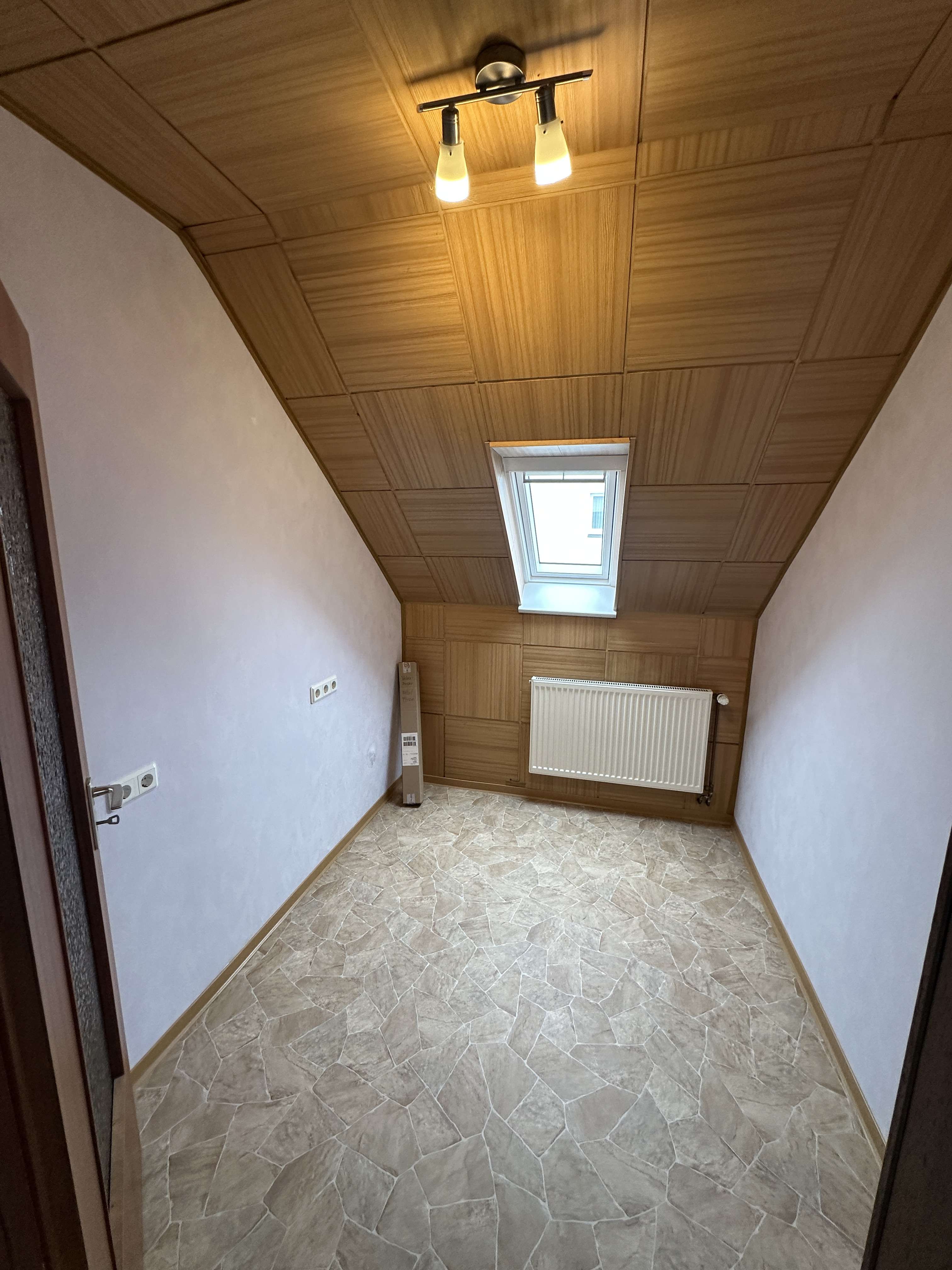 Immobilie in Hardegsen - Großes Einfamilienhaus mit viel Nutzfläche und tollem Garten - Bild 18