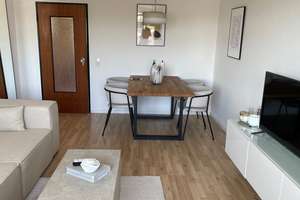 Helle, geräumige 2-Zimmer-Wohnung mit Süd-Balkon und Garage in Düsseldorf-Friedrichstadt  – Bilker Allee 223, 40215 Friedrichstadt, Düsseldorf – Vorschaubild 5