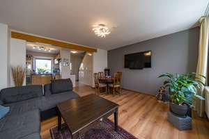 Bezugsfertiges Reihenhaus in Kreyenbrück - Ihr neues Zuhause wartet schon! – Die vollständige Adresse der Immobilie erhältst du vom Anbieter., 26133 Kreyenbrück, Oldenburg (Oldenburg) – Vorschaubild 2