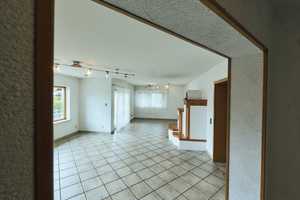 Viel Platz für Ihre individuellen Wünsche: Top-Gepflegtes Wohnhaus mit Büro und großem Grundstück – Tuttlingen (Kreis) – Vorschaubild 25
