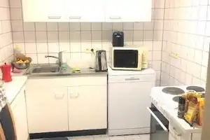 ***WG-Zimmer (16qm) in KA Südstadt ab sofort zu vermieten*** – Luisenstraße 29, 76137 Karlsruhe – Vorschaubild 4