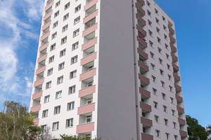 Willkommen Zuhause: 3-Zimmer-Wohnung – Rottwerndorfer Str. 1, 1257 Leuben (Stadtteil), Dresden – Vorschaubild 1