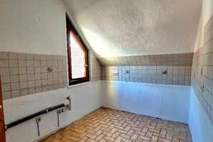 4 Zi. Wohnung, 64 m², ruhig und hell, Dachgeschoss, Bad Cannstatt nähe Kurpark und Neckar – Die vollständige Adresse der Immobilie erhältst du vom Anbieter., 70372 Kurpark, Stuttgart – Vorschaubild 7