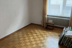 Einfamilienhaus mit 3 Garagen und Scheune in Friedberg (Hessen) – Beienheimer Straße 11, 61169 Friedberg (Hessen) – Vorschaubild 16