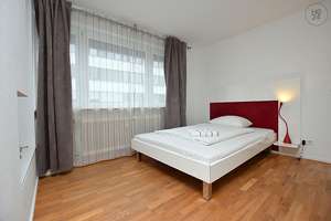 Modern möbliertes Apartment in Stuttgart Mitte – Die vollständige Adresse der Immobilie erhältst du vom Anbieter., 70174 Hauptbahnhof, Stuttgart – Vorschaubild 2