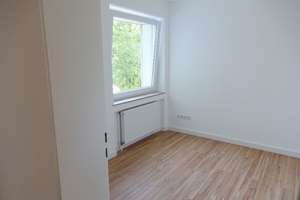 Idyllisches Wohnen: 5-Zimmer-Wohnung in Düsseldorf-Ludenberg mit Balkon und Einbauküche – Die vollständige Adresse der Immobilie erhältst du vom Anbieter., 40629 Ludenberg, Düsseldorf – Vorschaubild 12