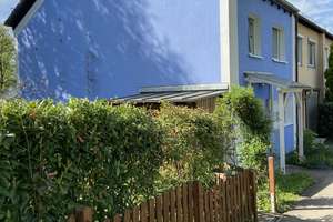Ohne Maklerprovision: Top renoviertes Reiheneckhaus mit großem Garten und Garage zu verkaufen