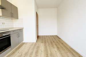 frisch sanierte 2 Raum Wohnung mit Balkon und EBK +++TOP+++ ab sofort in Chemnitz Gablenz – Kreherstraße 27, 9126 Gablenz, Chemnitz – Vorschaubild 7