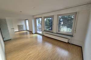 Bonn - Auerberg - helle, schön geschnittene 3 Zimmer Wohnung mit großem Balkon – Die vollständige Adresse der Immobilie erhältst du vom Anbieter., 53117 Auerberg, Bonn – Vorschaubild 3