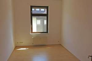 Zwei-Zimmerwohnung mit Wohnküche und Tageslichtbad in ruhiger Lage von Beiertheim – Litzenhardtstr. 108, 76135 Beiertheim-Bulach, Karlsruhe – Vorschaubild 4