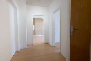 Sehr gut geschnittene Wohnung mit Balkon  in Köln-Holweide – Franz-Werfel-Str. 15, 51067 Holweide, Köln – Vorschaubild 8