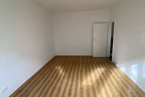 Gut angebundene 3 Zimmer Wohnung in Köln-Buchforst – Mesmerstraße 9, 51065 Buchforst, Köln – Vorschaubild 12